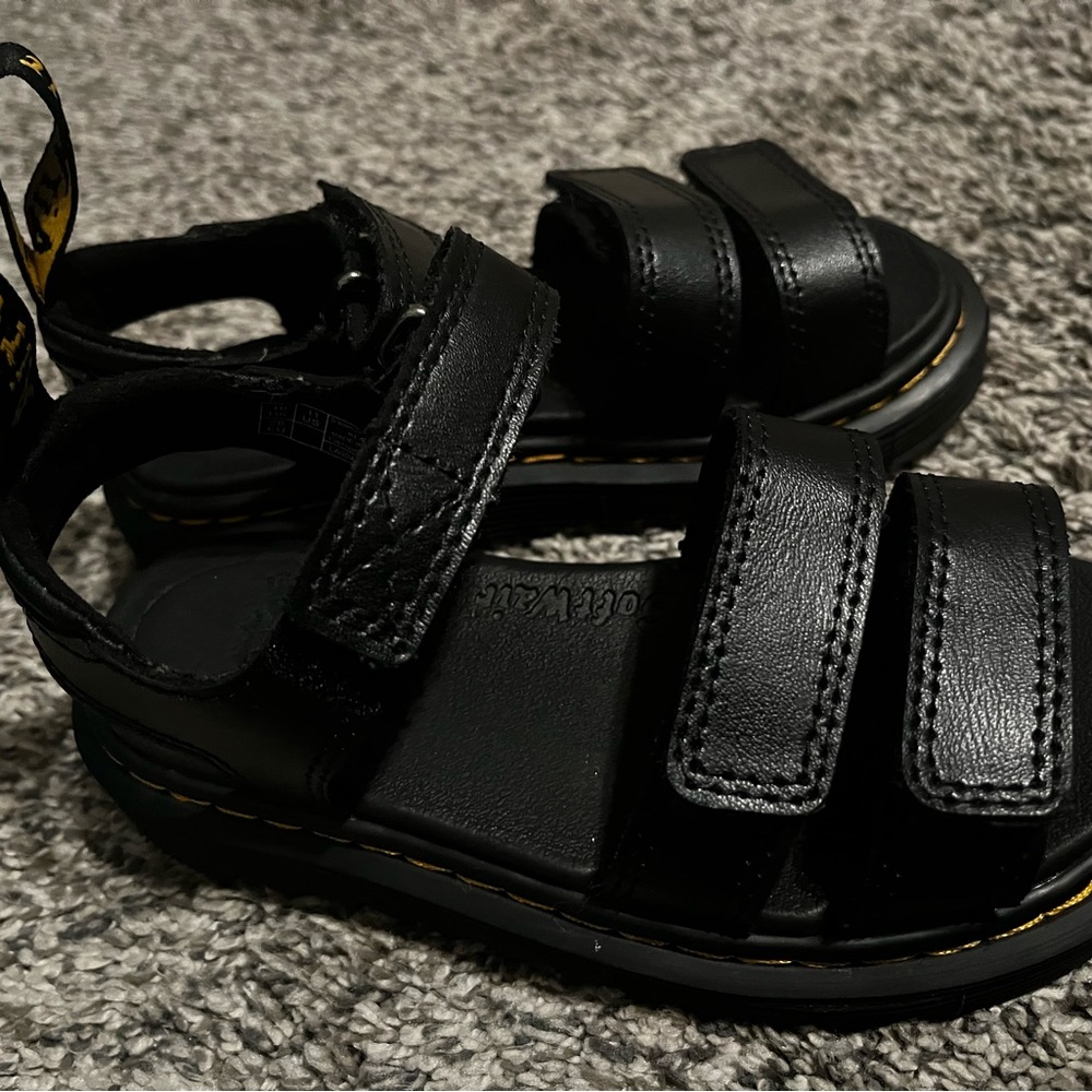 Dr. Marten girls sandals